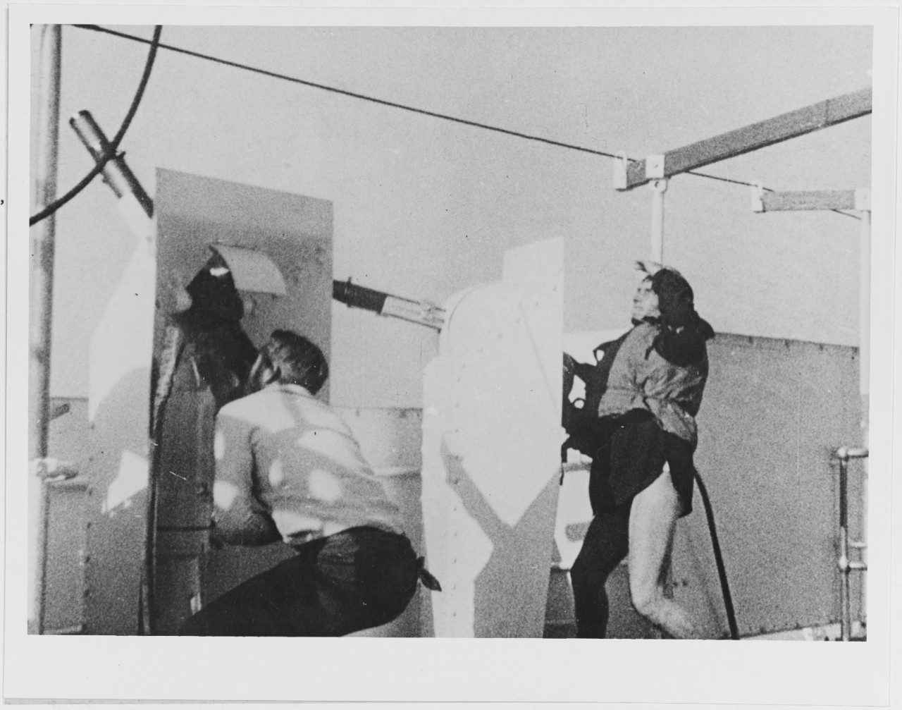 Gunners firing back at attacking Japanese planes, December 12, 1937